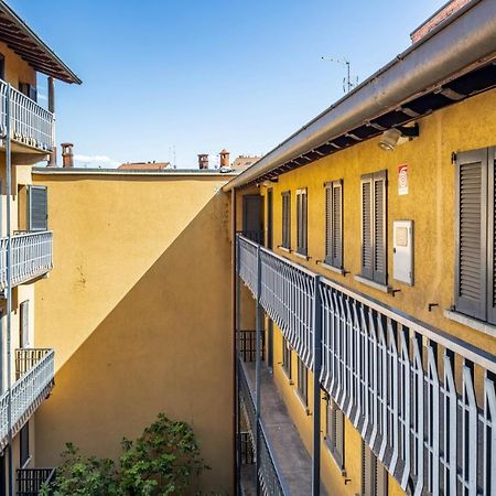 Easylife - Romantico Appartamento Sulla Darsena Милан Экстерьер фото