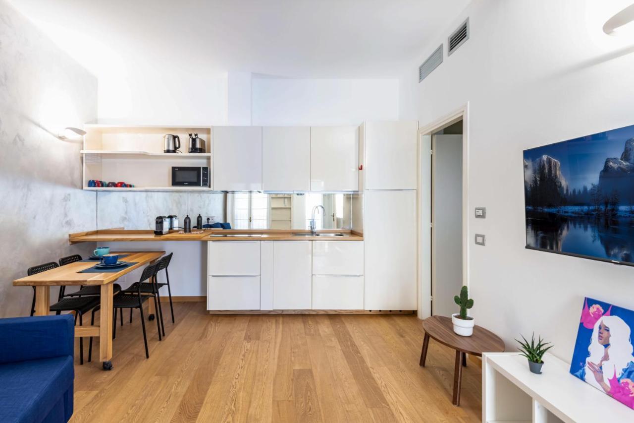 Easylife - Romantico Appartamento Sulla Darsena Милан Экстерьер фото