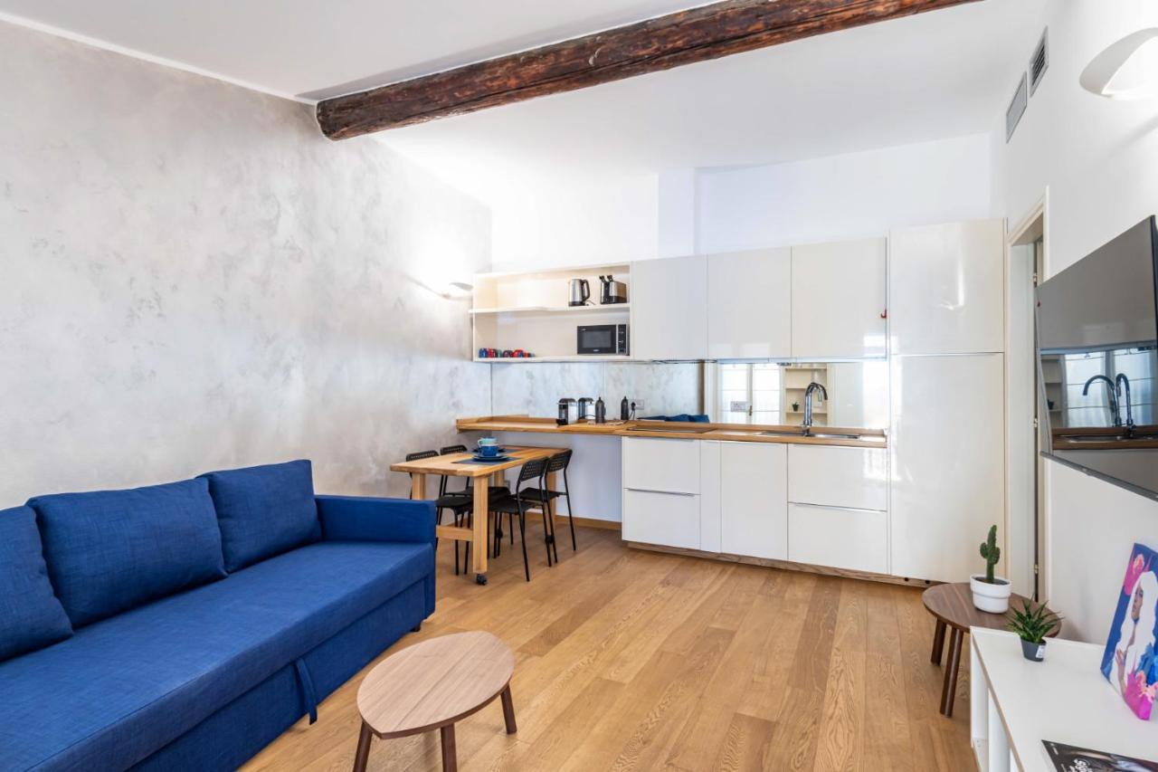Easylife - Romantico Appartamento Sulla Darsena Милан Экстерьер фото